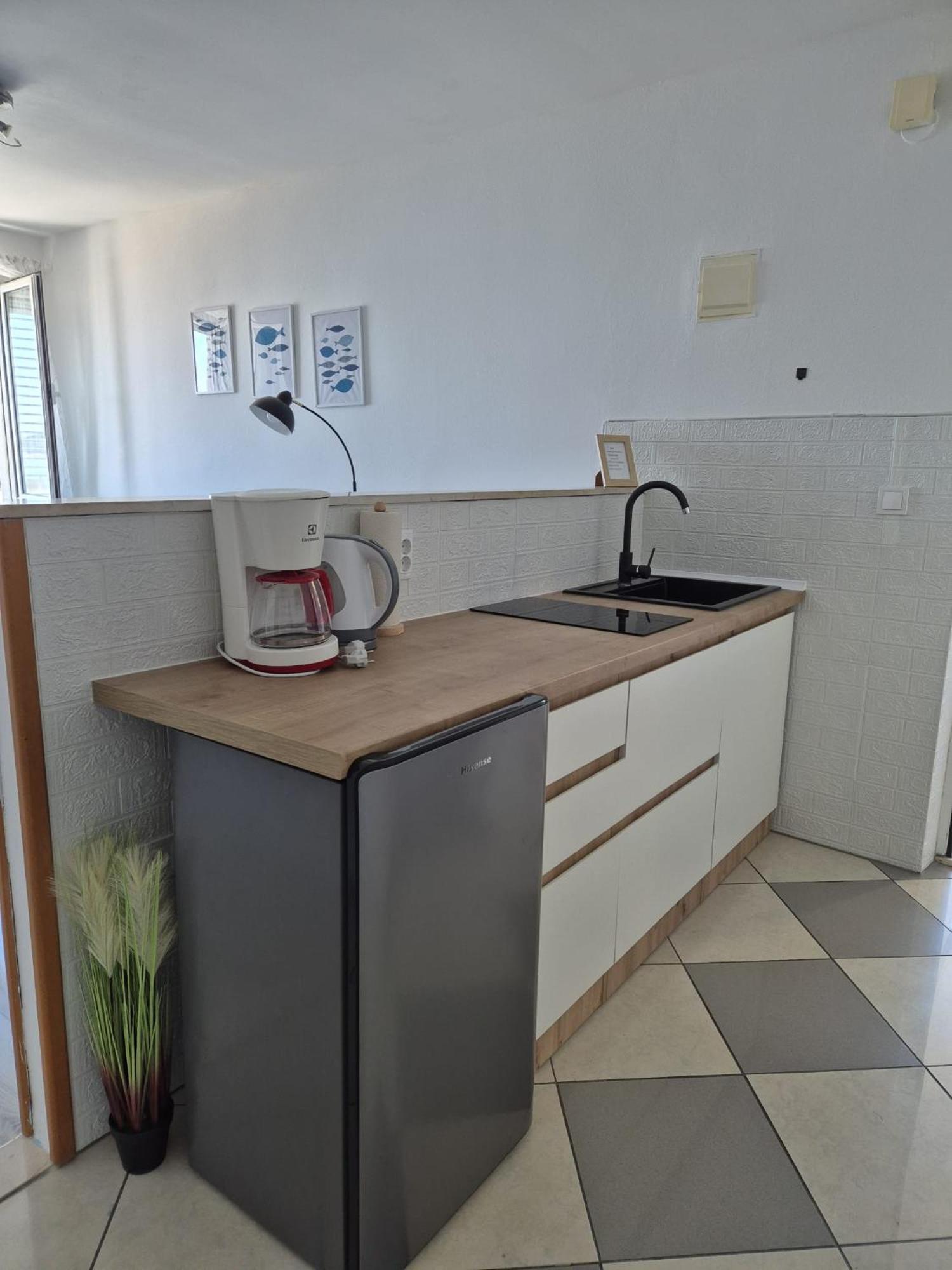 Apartments Matea Studio Apartment Štikovica Exterior foto